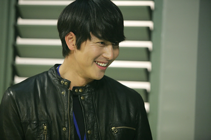 アテナ場面写真